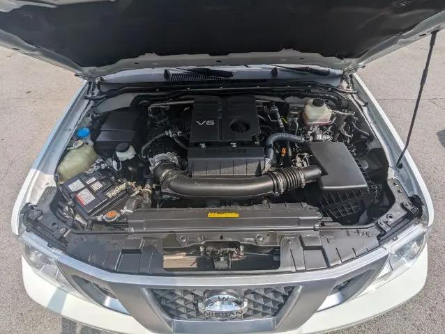 2021 Nissan Frontier Crew Cab SV 4x2