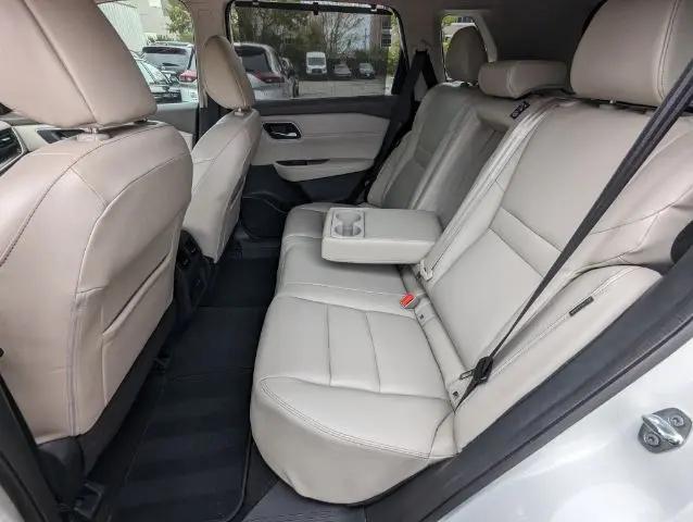 2021 Nissan Rogue SL FWD