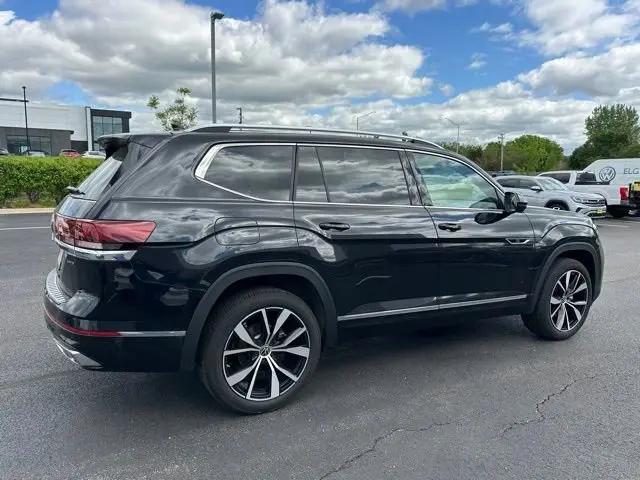 2026 Volkswagen Atlas SEL Premium R-Line
