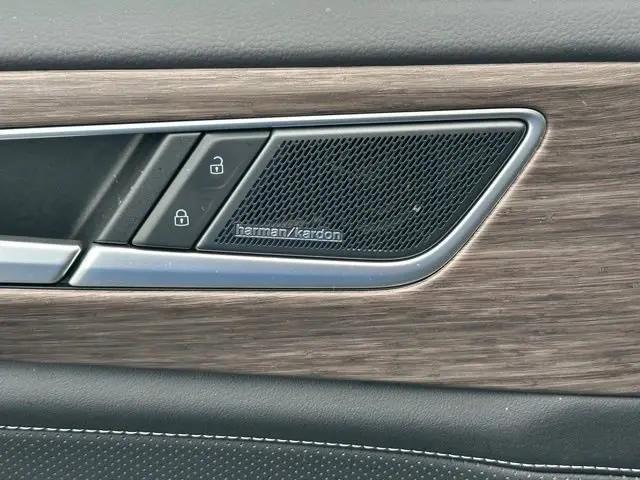 2026 Volkswagen Atlas SEL Premium R-Line