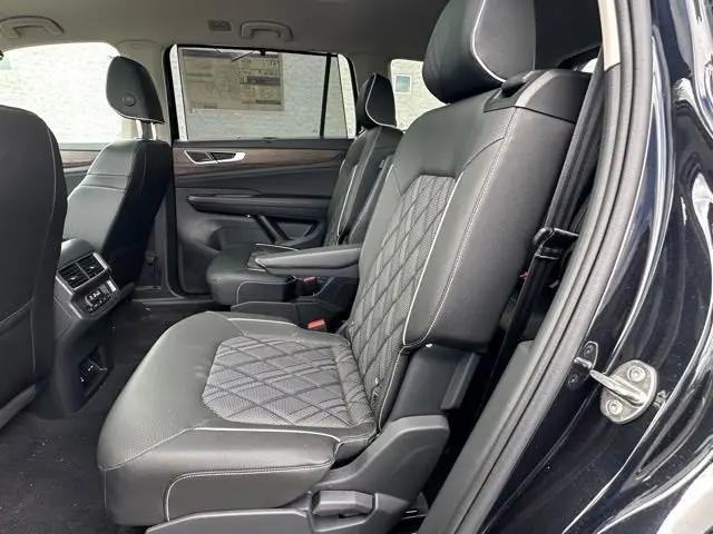2026 Volkswagen Atlas SEL Premium R-Line