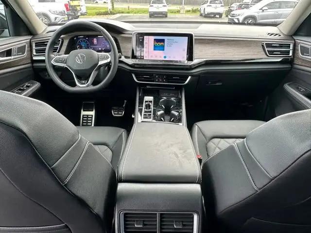 2026 Volkswagen Atlas SEL Premium R-Line