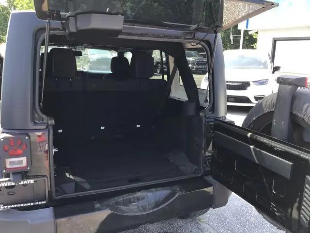 2016 Jeep Wrangler Unlimited Sahara