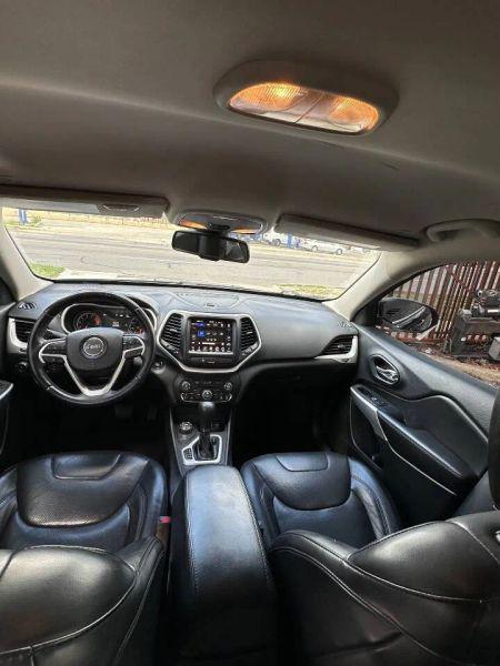 2018 Jeep Cherokee Overland 4x4