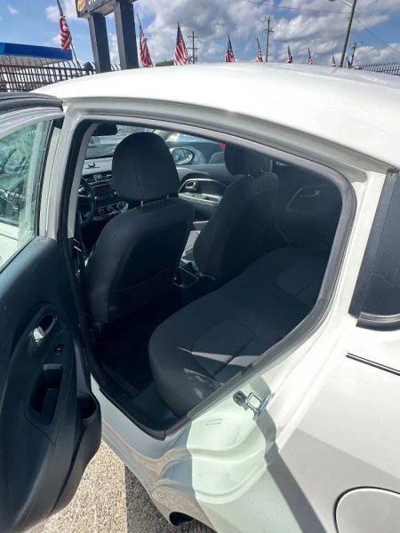 2013 Kia Rio LX