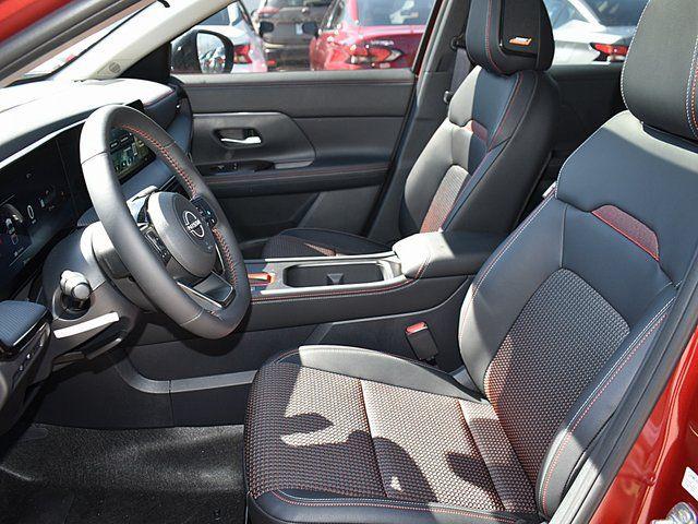 2025 Nissan Kicks SR Intelligent AWD
