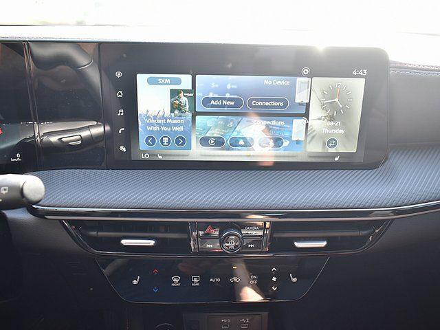 2025 Nissan Kicks SR Intelligent AWD