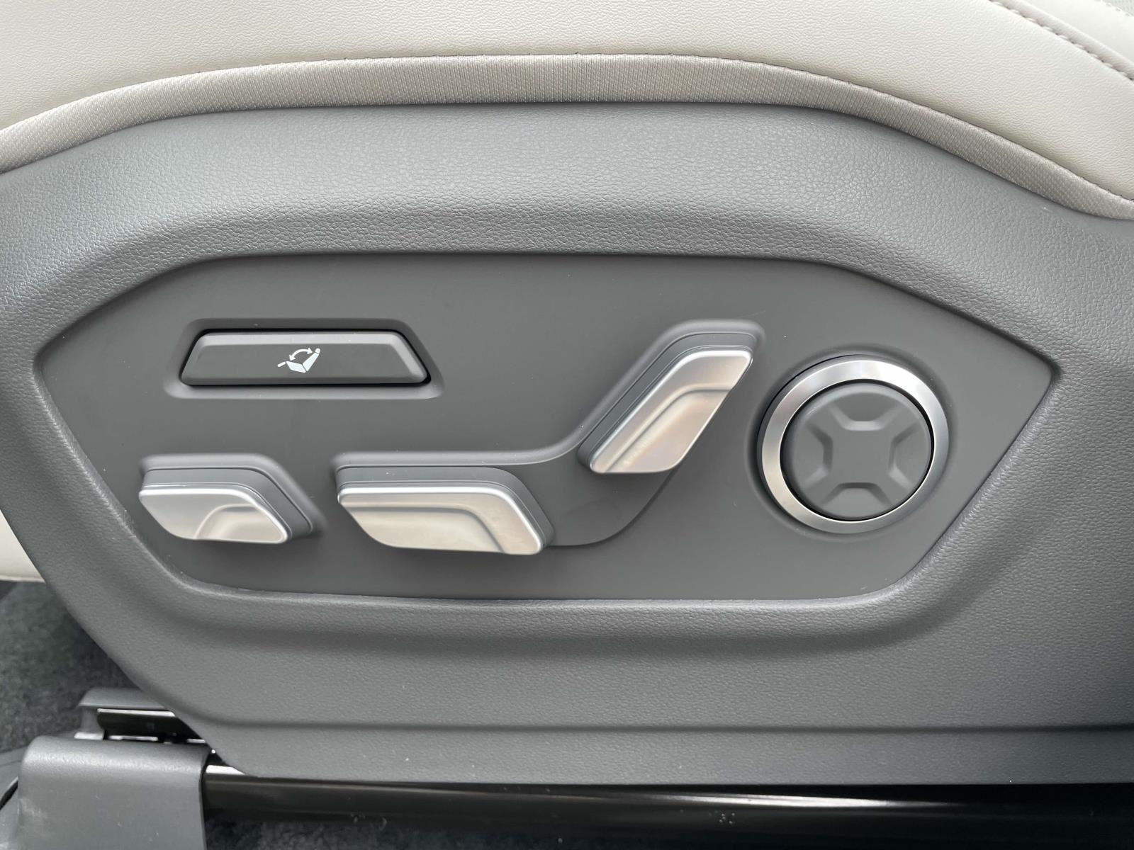 2026 Hyundai Santa Fe Calligraphy - Photo 17