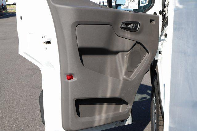 2025 Ford Transit Cutaway Base
