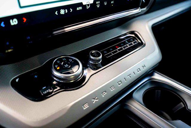 2025 Ford Expedition Active MAX