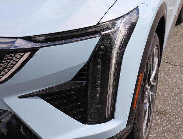 2025 Cadillac iQ Sport 1 AWD