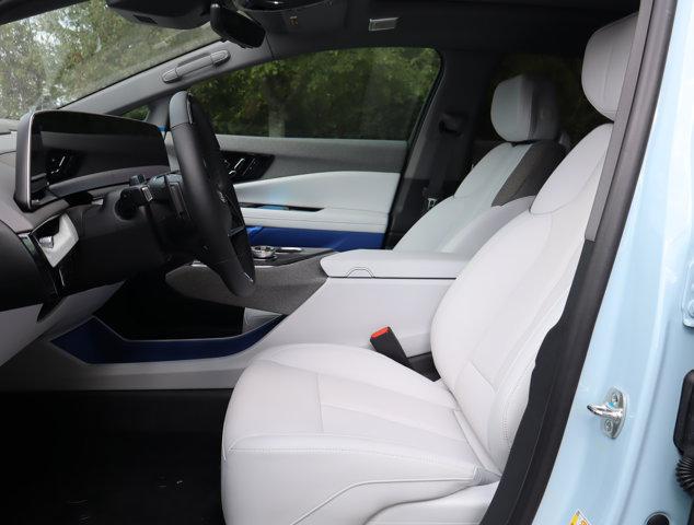 2025 Cadillac iQ Sport 1 AWD