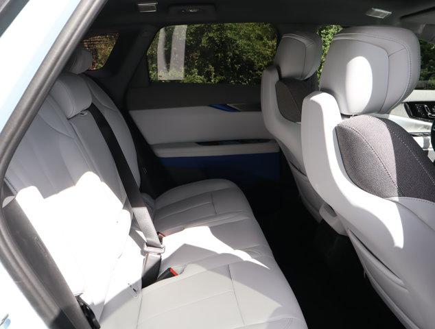 2025 Cadillac iQ Sport 1 AWD