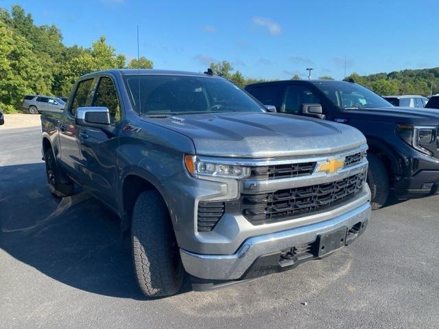 2023 Chevrolet Silverado 1500 4WD Crew Cab Standard Bed LT
