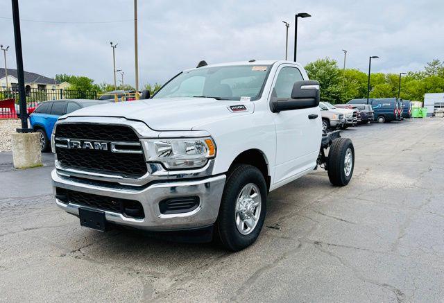 2023 RAM 2500 Tradesman Regular Cab 4x2 8 Box