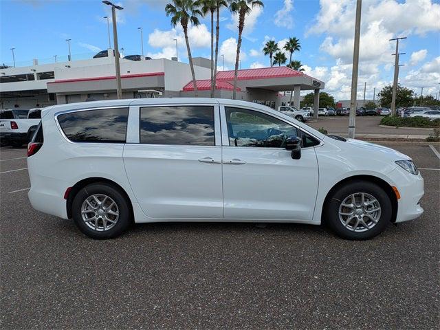 2026 Chrysler Voyager VOYAGER LX