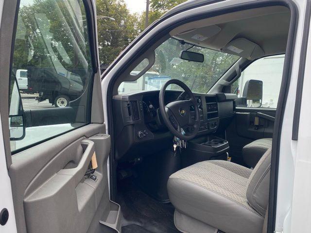 2025 Chevrolet Express Cutaway Work Van