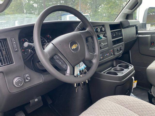 2025 Chevrolet Express Cutaway Work Van