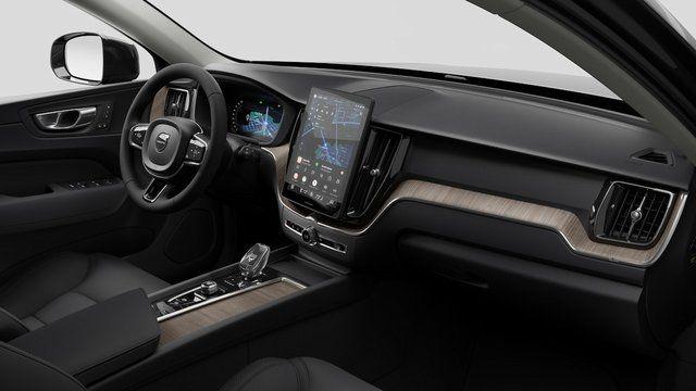 2026 Volvo XC60 B5 Plus