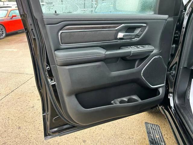 2026 Ram 1500 Laramie Crew Cab 4x4 5'7" Box