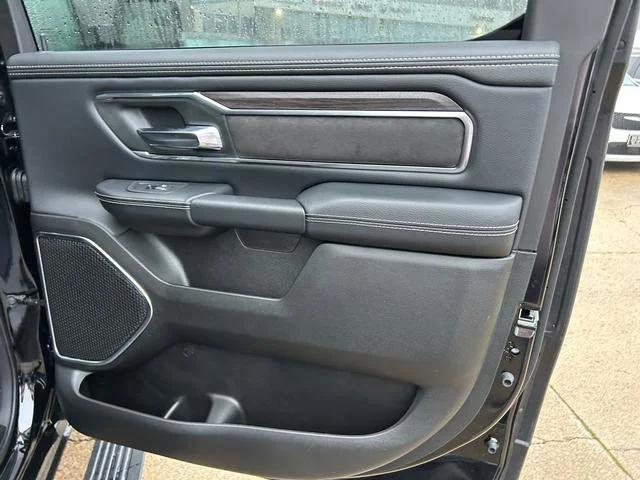 2026 Ram 1500 Laramie Crew Cab 4x4 5'7" Box