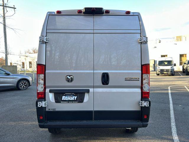 2026 Ram ProMaster Cargo Van Tradesman High Roof 159" WB w/Pass Seat