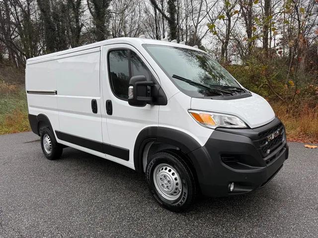2026 Ram ProMaster Cargo Van Tradesman Low Roof 136" WB w/Pass Seat