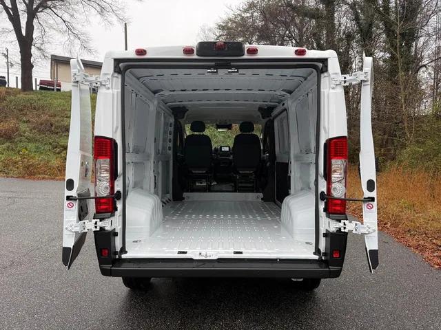 2026 Ram ProMaster Cargo Van Tradesman Low Roof 136" WB w/Pass Seat