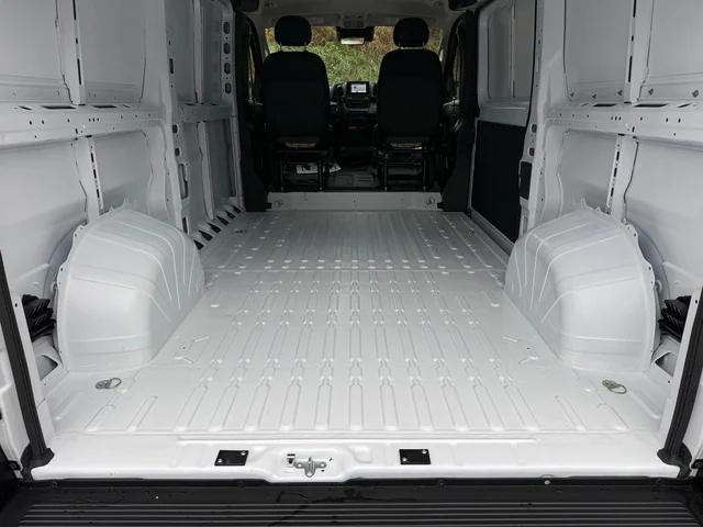 2026 Ram ProMaster Cargo Van Tradesman Low Roof 136" WB w/Pass Seat