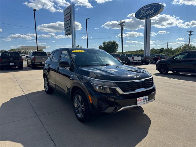 2022 Kia Seltos LX 2022 Kia Seltos LX