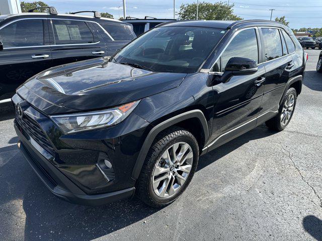2020 Toyota RAV4 XLE Premium