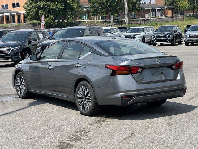 2023 Nissan Altima SV FWD