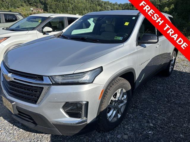 2022 Chevrolet Traverse AWD LS