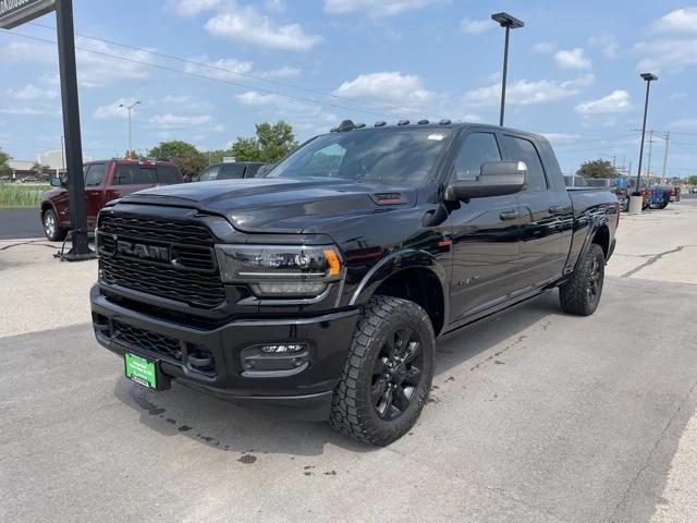2022 RAM 2500 Limited Mega Cab 4x4 64 Box