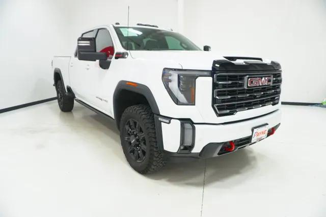 2024 GMC Sierra 2500HD 4WD Crew Cab Standard Bed AT4