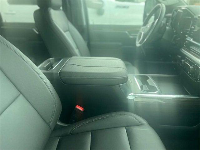2025 Chevrolet Silverado 2500HD 4WD Crew Cab Standard Bed LT