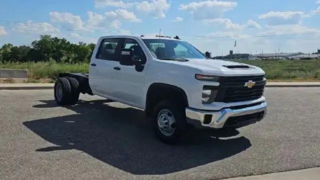 2025 Chevrolet Silverado 3500HD Work Truck