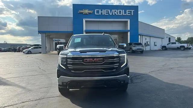 2024 GMC Sierra 1500 4WD Crew Cab Short Box SLT