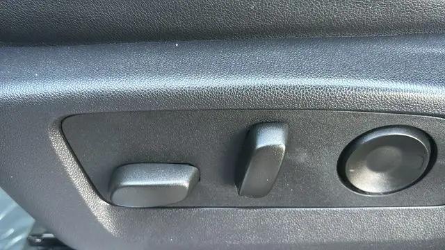 2024 GMC Sierra 1500 4WD Crew Cab Short Box SLT