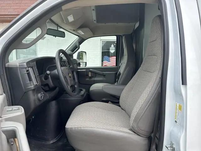 2025 Chevrolet Express Cutaway Work Van