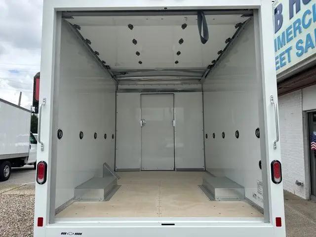 2025 Chevrolet Express Cutaway Work Van