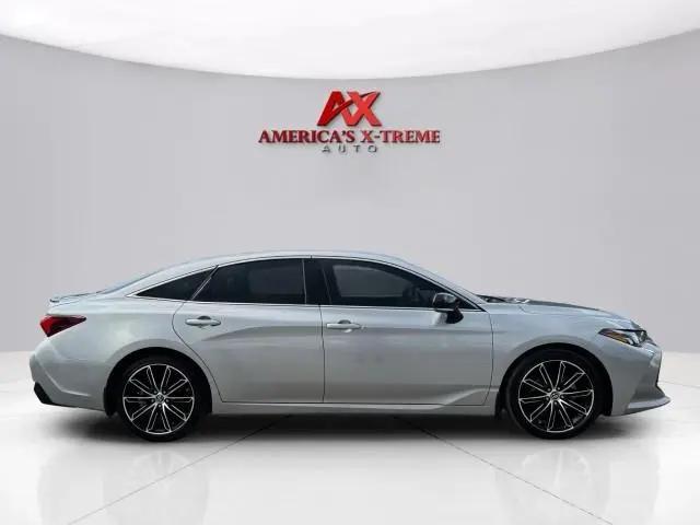 2019 Toyota Avalon XLE