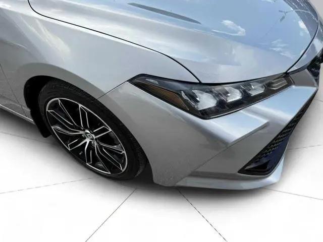 2019 Toyota Avalon XLE