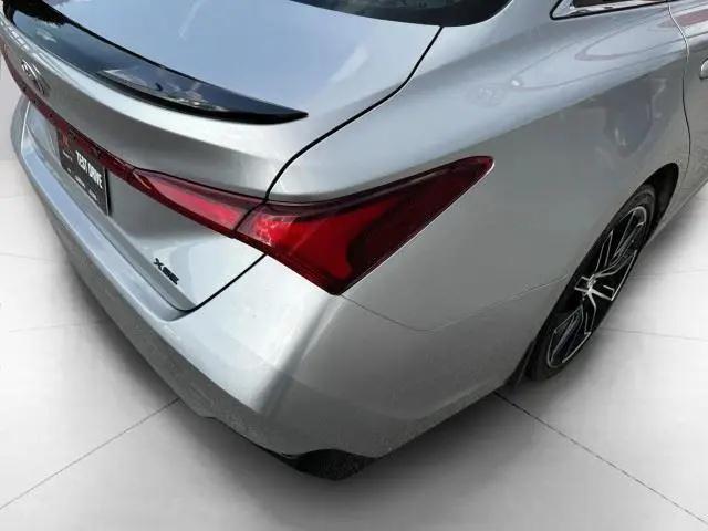 2019 Toyota Avalon XLE