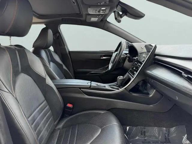 2019 Toyota Avalon XLE