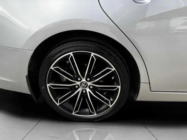 2019 Toyota Avalon XLE