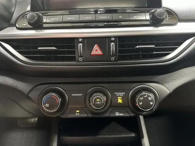 2022 Kia Forte LXS