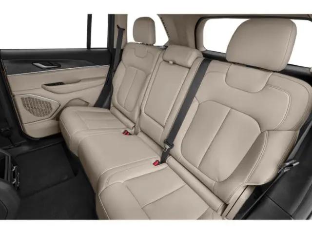 2022 Jeep Grand Cherokee Altitude 4x4