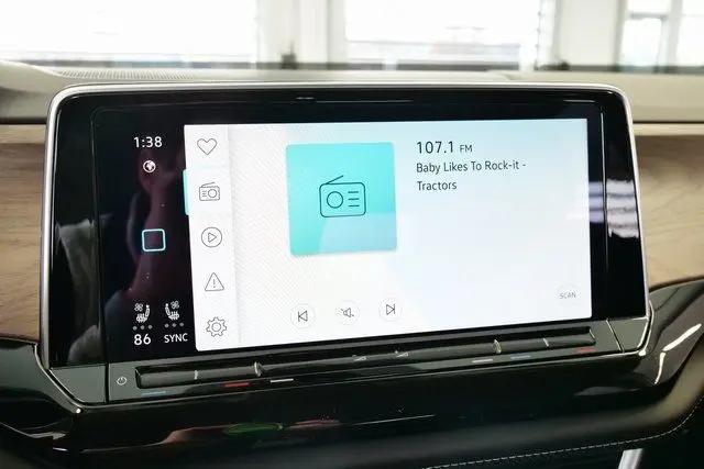 2026 Volkswagen Atlas SE with Technology