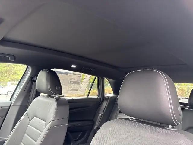 2026 Volkswagen Atlas Cross Sport SEL